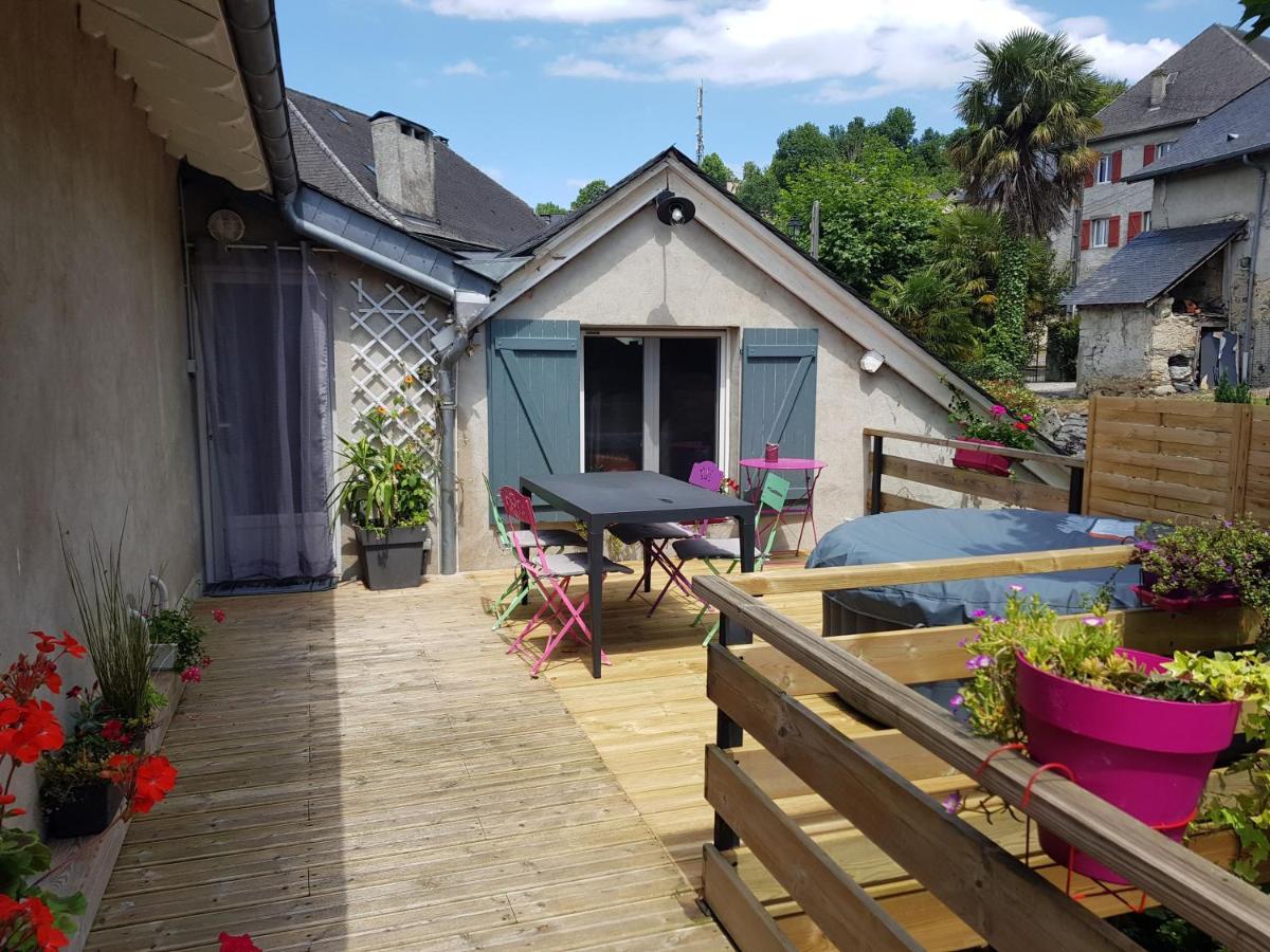 Un Petit Coin D'Ossau Villa Bescat ภายนอก รูปภาพ